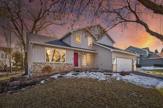 14825 39th Avenue N, Plymouth, MN 55446