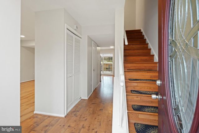 10 INGLESIDE CT, Rockville, MD 20850