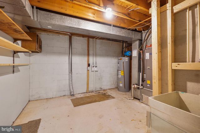 10 INGLESIDE CT, Rockville, MD 20850