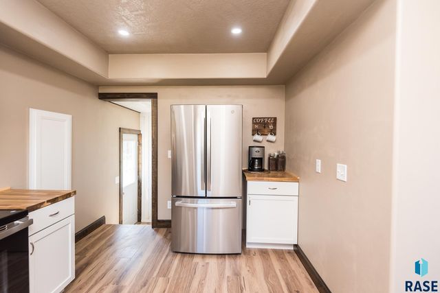 105 S Louise Ave S Avenue S, Worthing, SD 57077