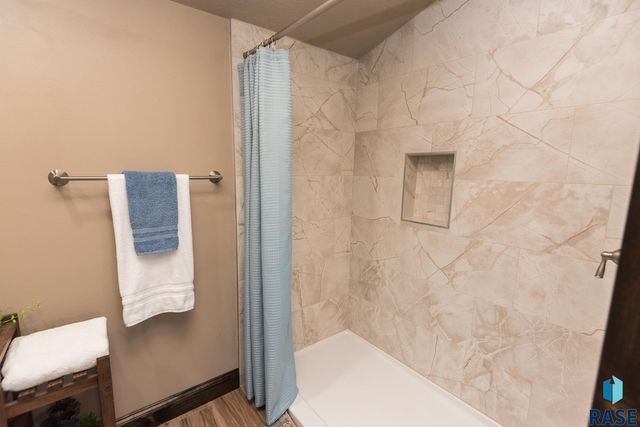 105 S Louise Ave S Avenue S, Worthing, SD 57077