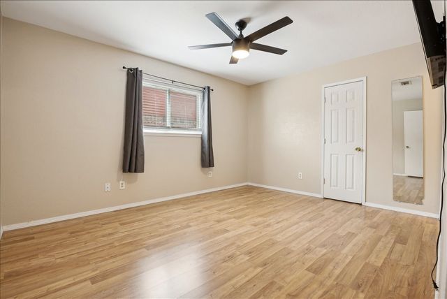 6227 Springwood Drive, Arlington, TX 76001