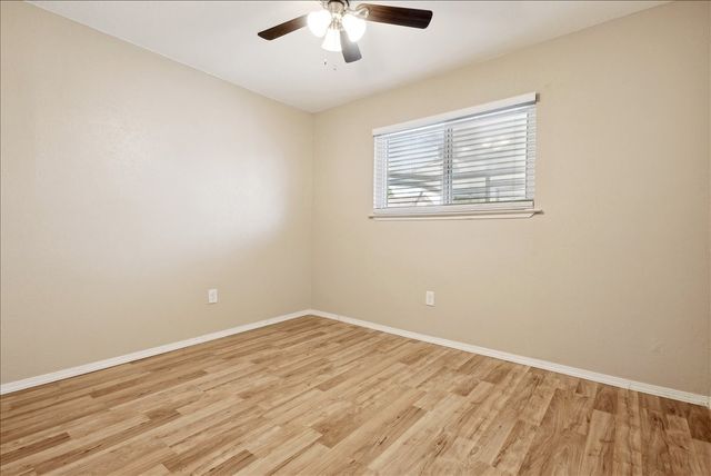 6227 Springwood Drive, Arlington, TX 76001