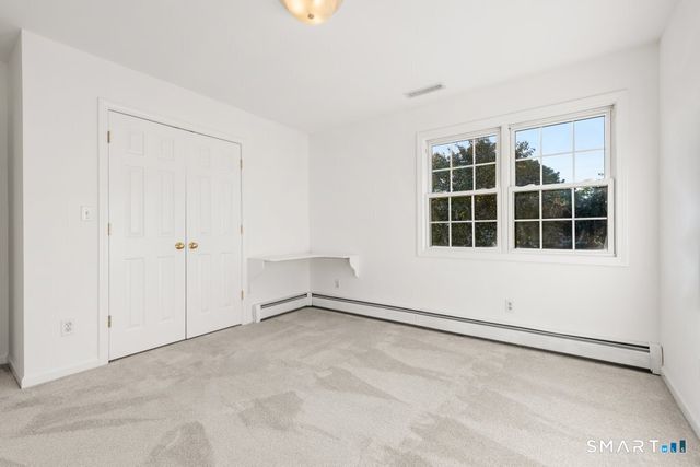 30 Briarwood Drive, Seymour, CT 06483