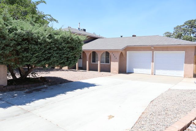 3605 Chelwood Park Boulevard NE, Albuquerque, NM 87111