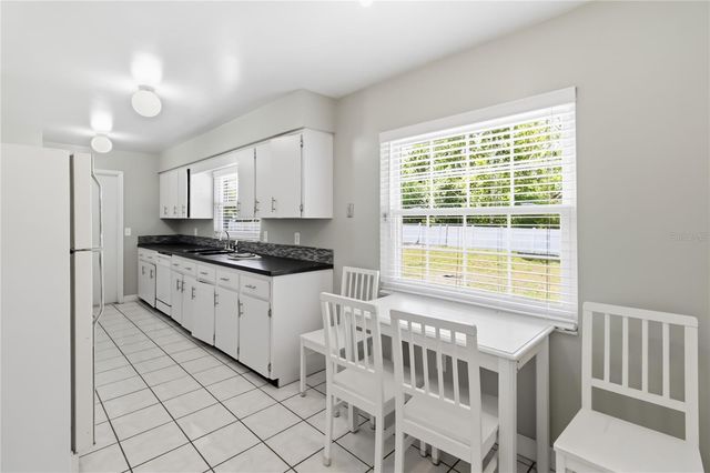 7832 BARBERRY DRIVE, Orlando, FL 32835
