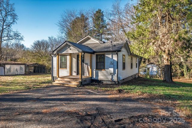 319 Hoyle Circle, Gastonia, NC 28052