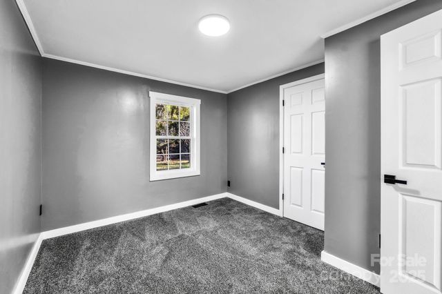 319 Hoyle Circle, Gastonia, NC 28052