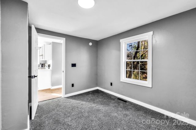 319 Hoyle Circle, Gastonia, NC 28052