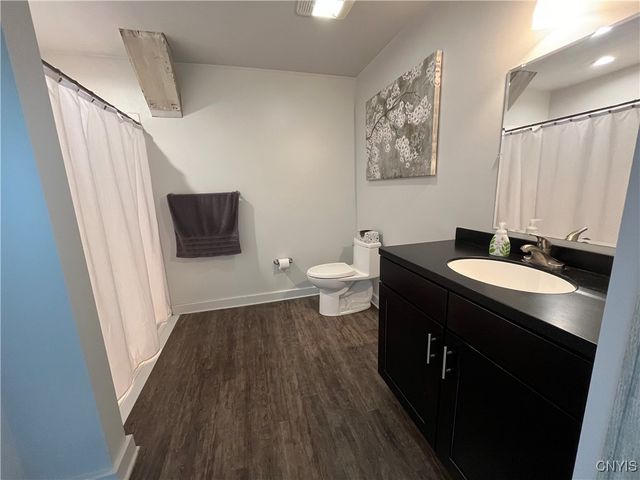 800 North Clinton Street, Syracuse, NY 13202