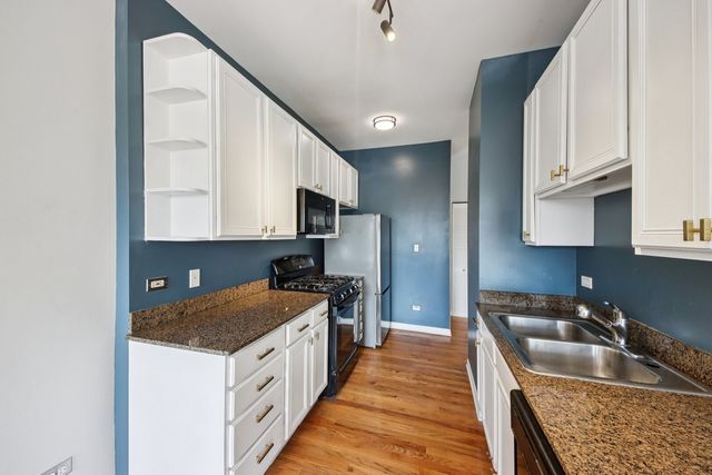 4907 N Lawndale Avenue 2, Chicago, IL 60625