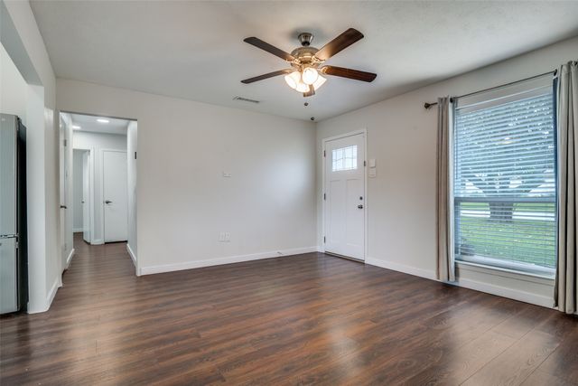 2405 Whippoorwill Drive, Mesquite, TX 75149