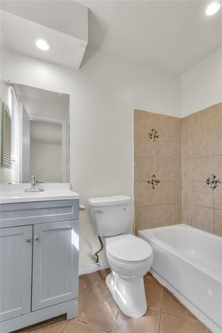6913 Chasewood Dr, Missouri City, TX 77489