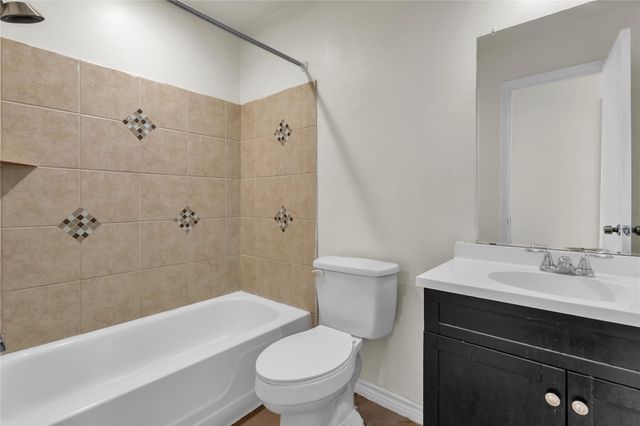 6913 Chasewood Dr, Missouri City, TX 77489