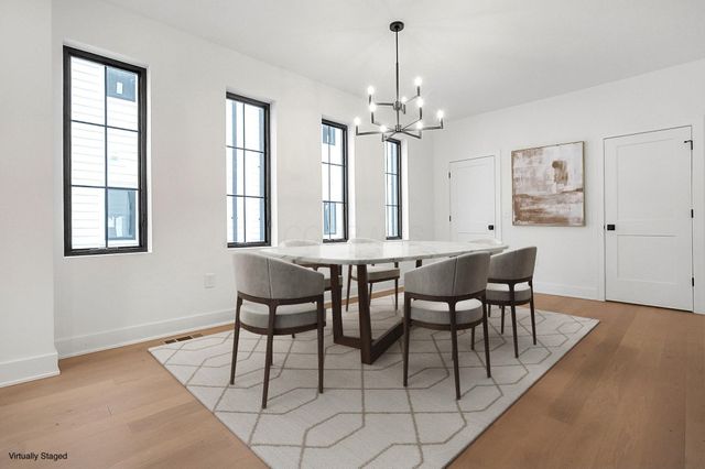 1242 Oxley Road, Columbus, OH 43212