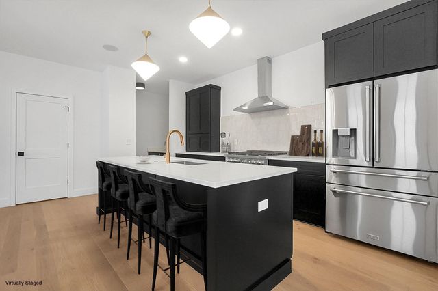 1242 Oxley Road, Columbus, OH 43212