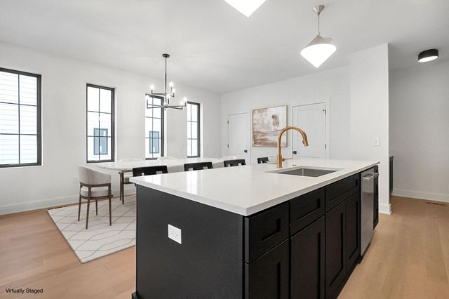 1242 Oxley Road, Columbus, OH 43212