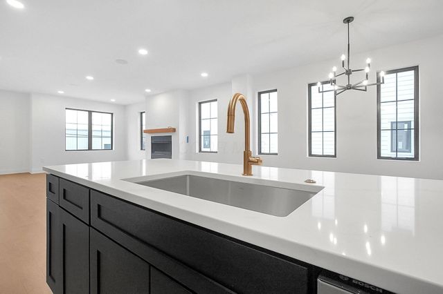 1242 Oxley Road, Columbus, OH 43212