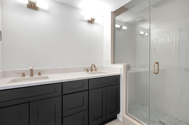 1242 Oxley Road, Columbus, OH 43212