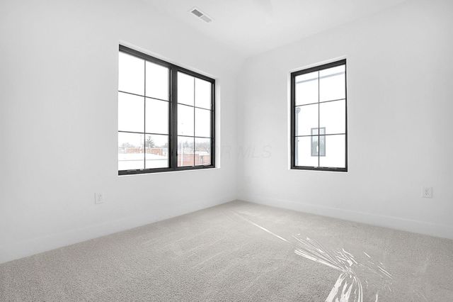 1242 Oxley Road, Columbus, OH 43212