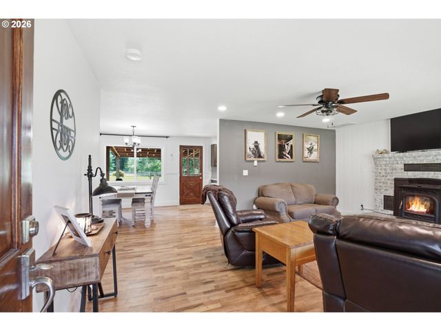 3117 Ne 339TH St, La Center, WA 98629