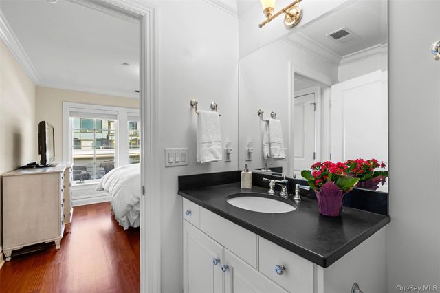 12 Rivers Edge Drive, Tarrytown, NY 10591