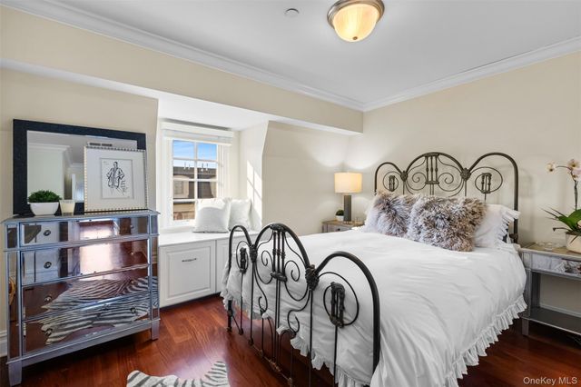 12 Rivers Edge Drive, Tarrytown, NY 10591