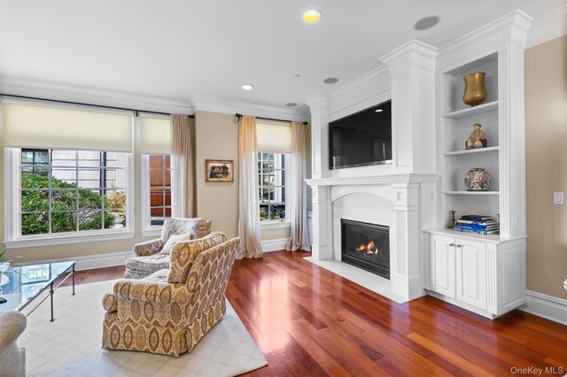 12 Rivers Edge Drive, Tarrytown, NY 10591