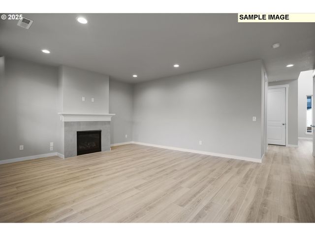 216 S 93rd Pl 109, Ridgefield, WA 98642