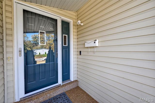 1370 Madison Lane, Florissant, MO 63031