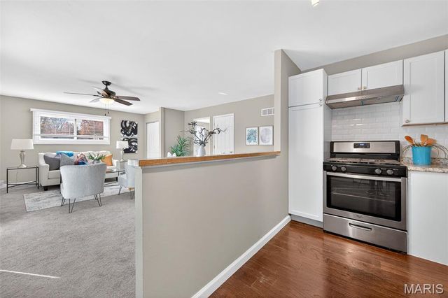 1370 Madison Lane, Florissant, MO 63031