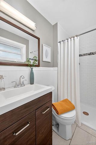 1370 Madison Lane, Florissant, MO 63031