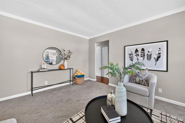 1370 Madison Lane, Florissant, MO 63031