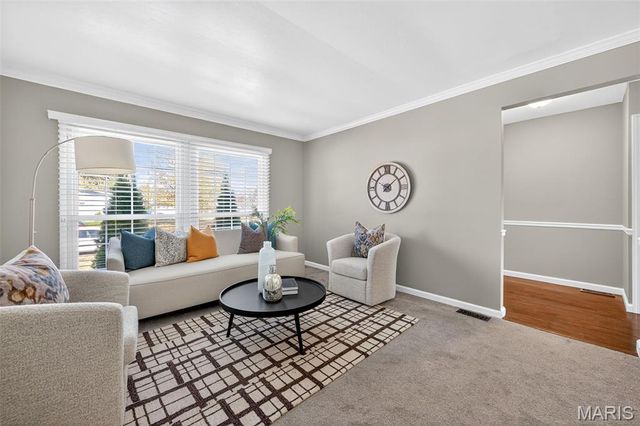 1370 Madison Lane, Florissant, MO 63031