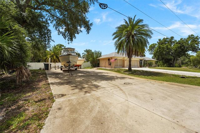 1240 LACE TERRACE, Port Charlotte, FL 33953