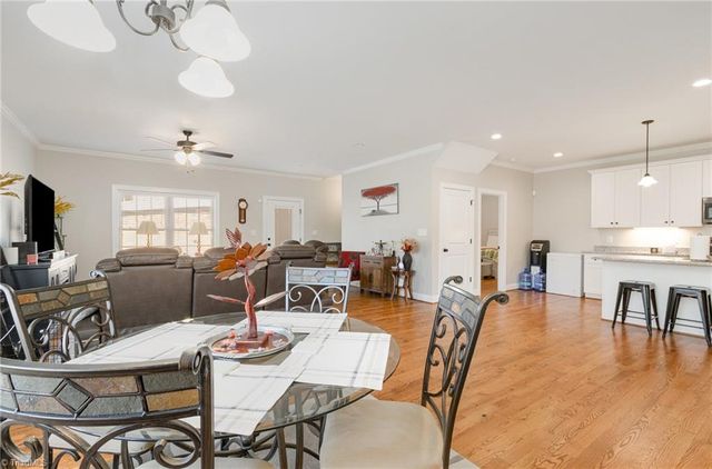 933 Arrowhead Court, Mebane, NC 27302