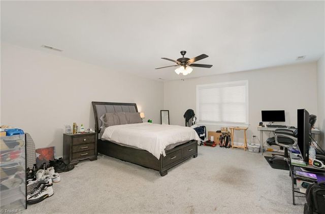 933 Arrowhead Court, Mebane, NC 27302