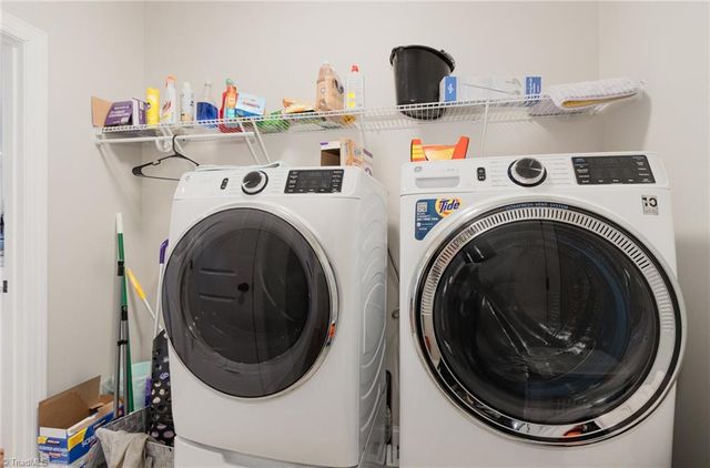 933 Arrowhead Court, Mebane, NC 27302