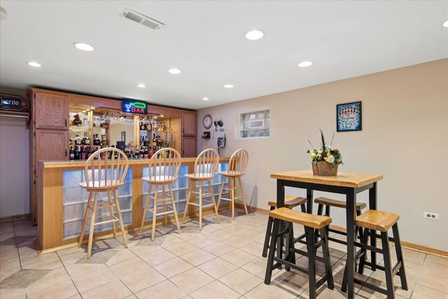 9121 Harlem Avenue, Morton Grove, IL 60053