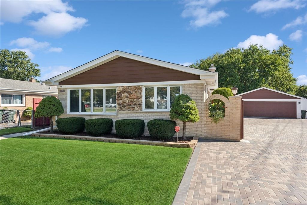 9121 Harlem Avenue, Morton Grove, IL 60053