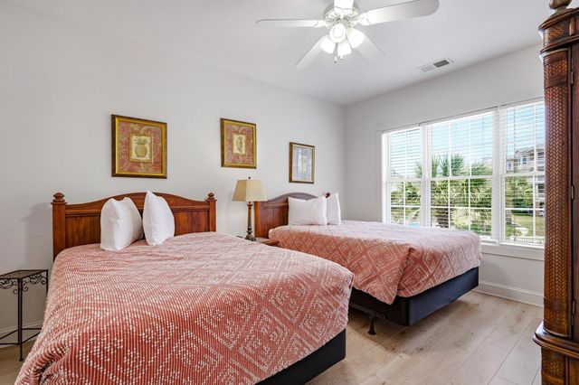 4895 Luster Leaf Cir Apt 203, Myrtle Beach, SC 29577