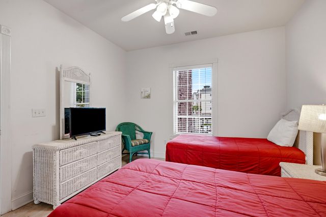 4895 Luster Leaf Cir Apt 203, Myrtle Beach, SC 29577