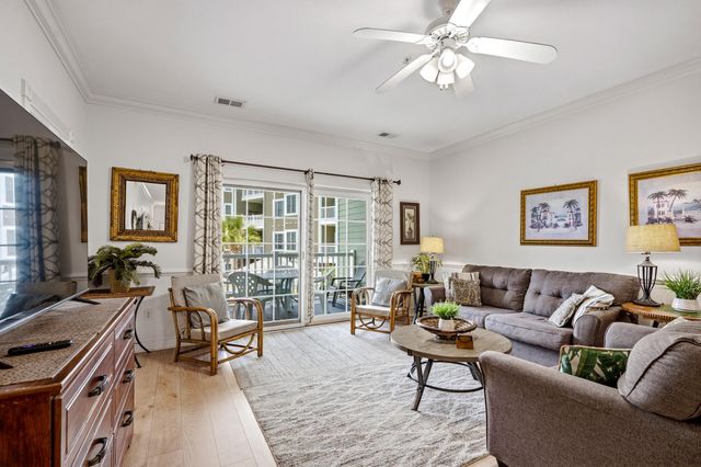 4895 Luster Leaf Cir Apt 203, Myrtle Beach, SC 29577