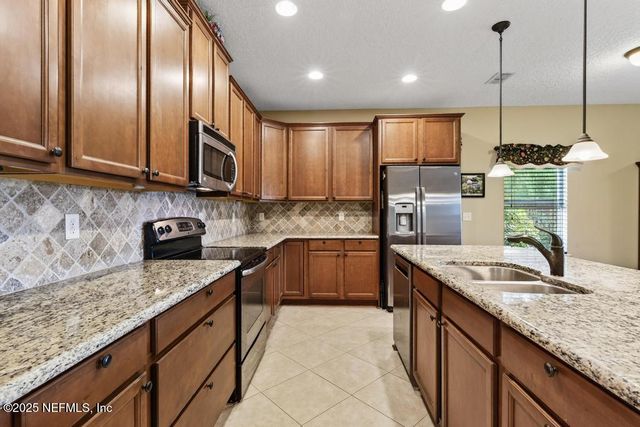 78019 UNDERWOOD Court, Yulee, FL 32097