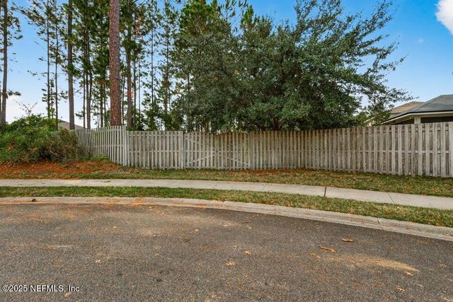 78019 UNDERWOOD Court, Yulee, FL 32097