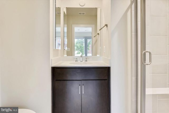 8060 RED HOOK ST, Rockville, MD 20855