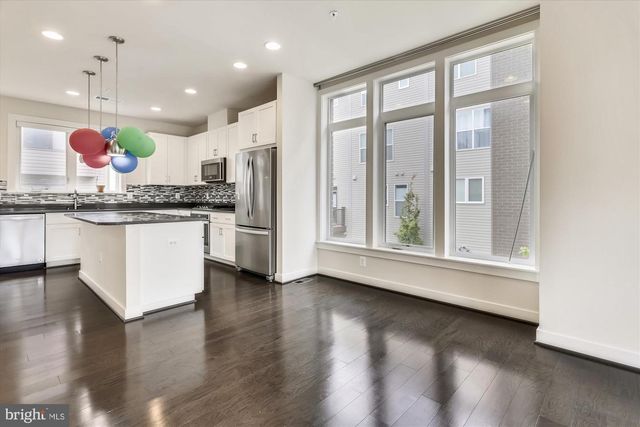 8060 RED HOOK ST, Rockville, MD 20855