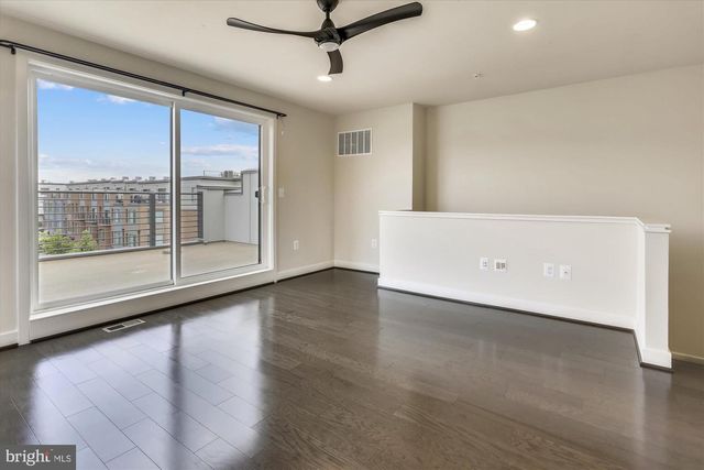 8060 RED HOOK ST, Rockville, MD 20855