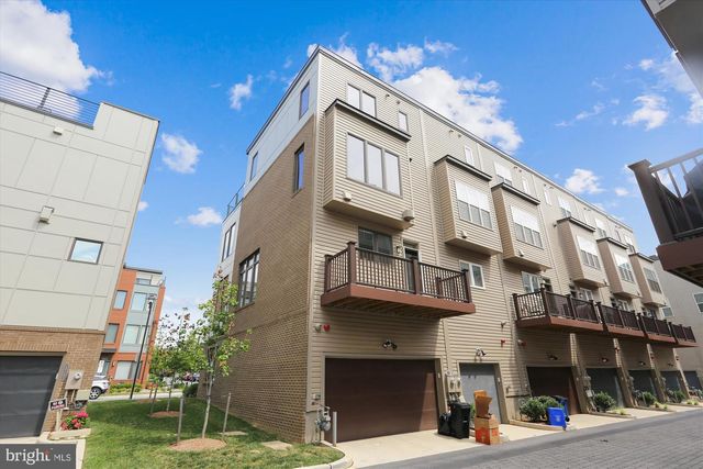 8060 RED HOOK ST, Rockville, MD 20855