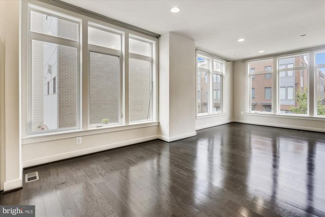 8060 RED HOOK ST, Rockville, MD 20855